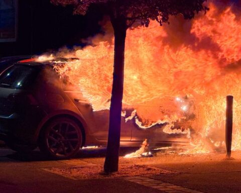Incendie à Montaudran : une voiture en feu provoque la panique des habitants