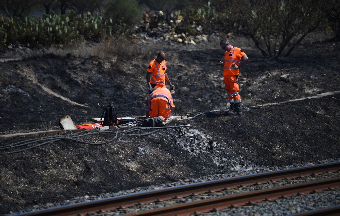 Incendie dans l'Yonne : TGV retardés, pompiers mobilisés près de Sens