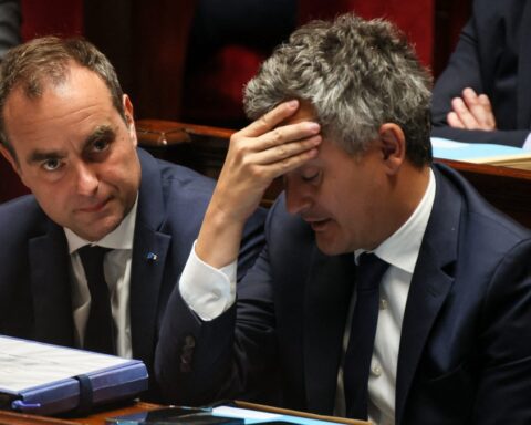 Incendies en Gironde et dans les Landes : le gouvernement reste mobilisé face aux crises estivales
