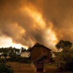 Incendies : Macron annonce l'activation du mécanisme de protection civile de l'UE pour la France
