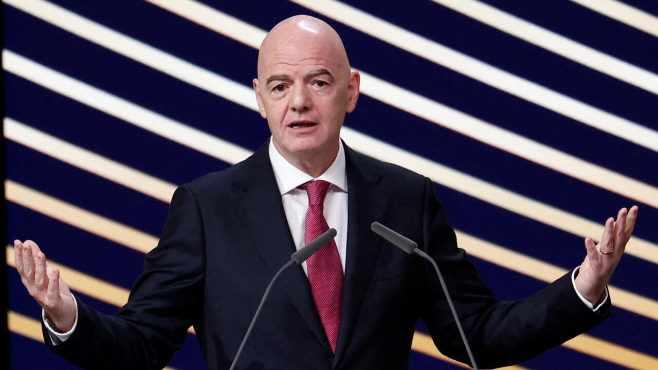 Infantino défend son projet d'investisseurs privés à la FIFA : "une opportunité, pas une obligation" malgré les critiques croissantes.