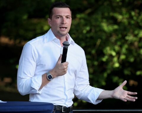 Jordan Bardella propose un gouvernement d'union nationale pour la présidentielle de 2027