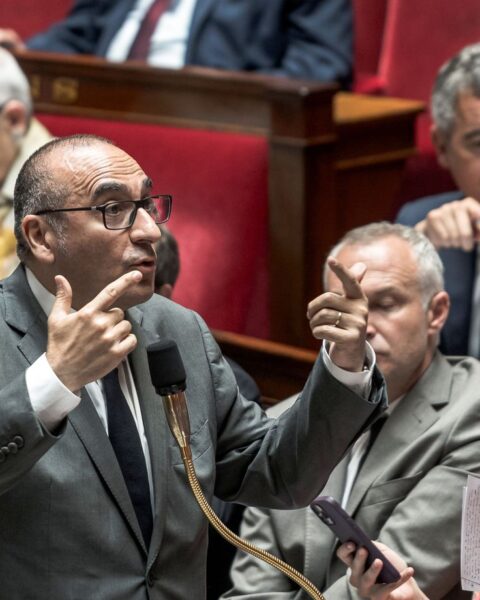 Le gouvernement avance sur la légitime défense pour la police malgré l'opposition à l'Assemblée nationale
