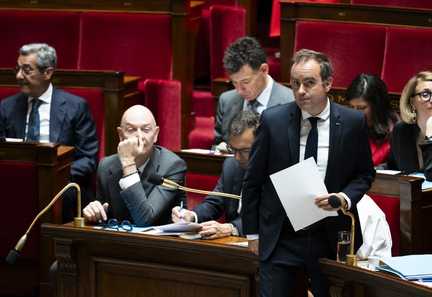 Le gouvernement délègue au Parlement la décision sur la réintroduction de l'acétamipride avant le vote du projet de loi