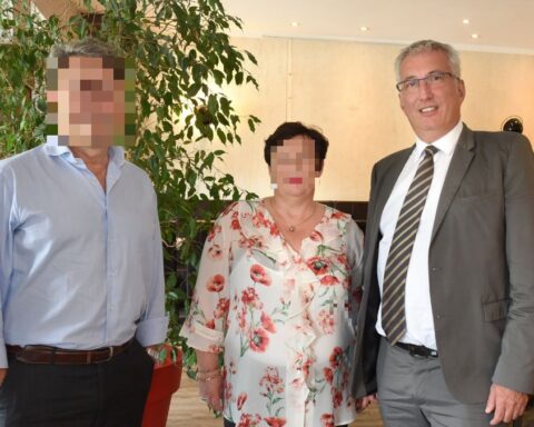 Le maire d'Alès, Christophe Rivenq, exfiltré par le Raid après des menaces de mort de la DZ Mafia