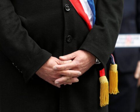 Le maire de Beaumont-sur-Sarthe agressé après avoir réprimandé un conducteur dangereux