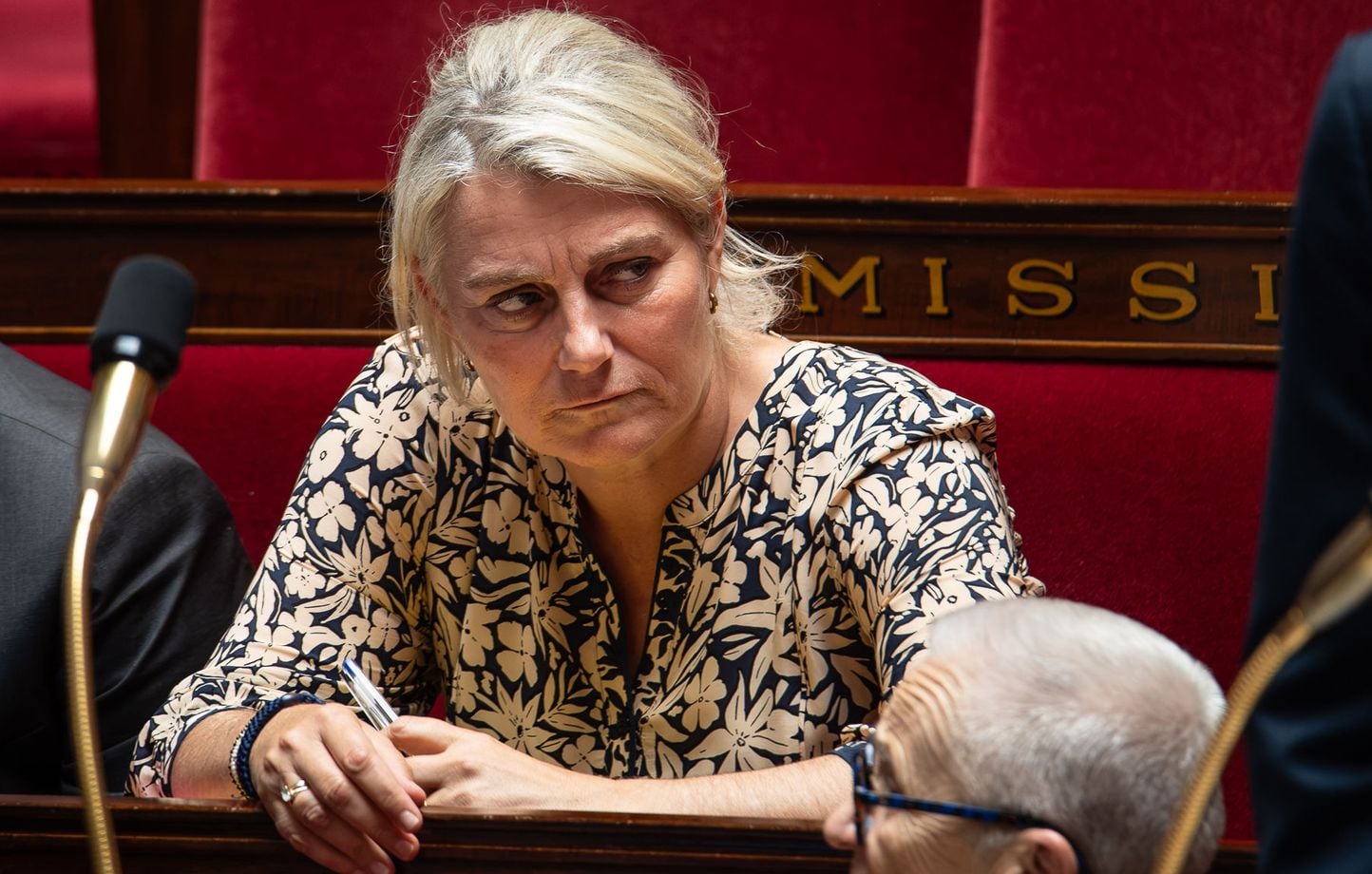 Le mari de la ministre de la Santé nommé conseiller d'État, soulève des doutes déontologiques