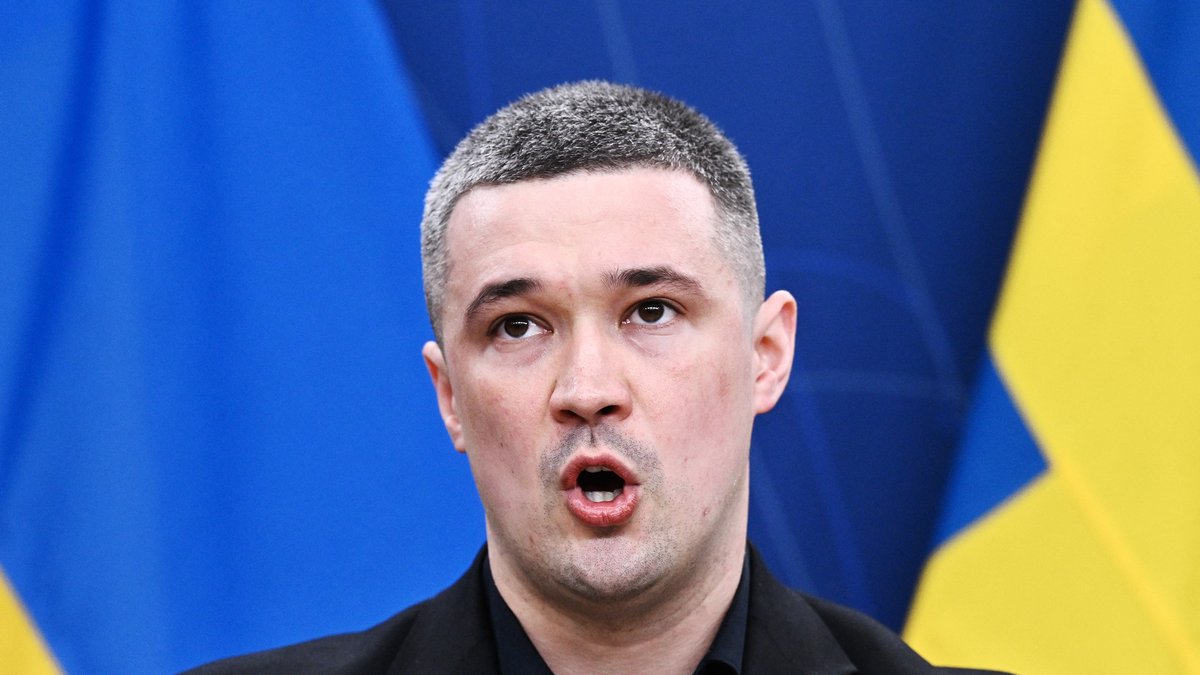 Le ministre ukrainien de la Défense Mykhaïlo Fedorov annonce sa démission dans un remaniement gouvernemental