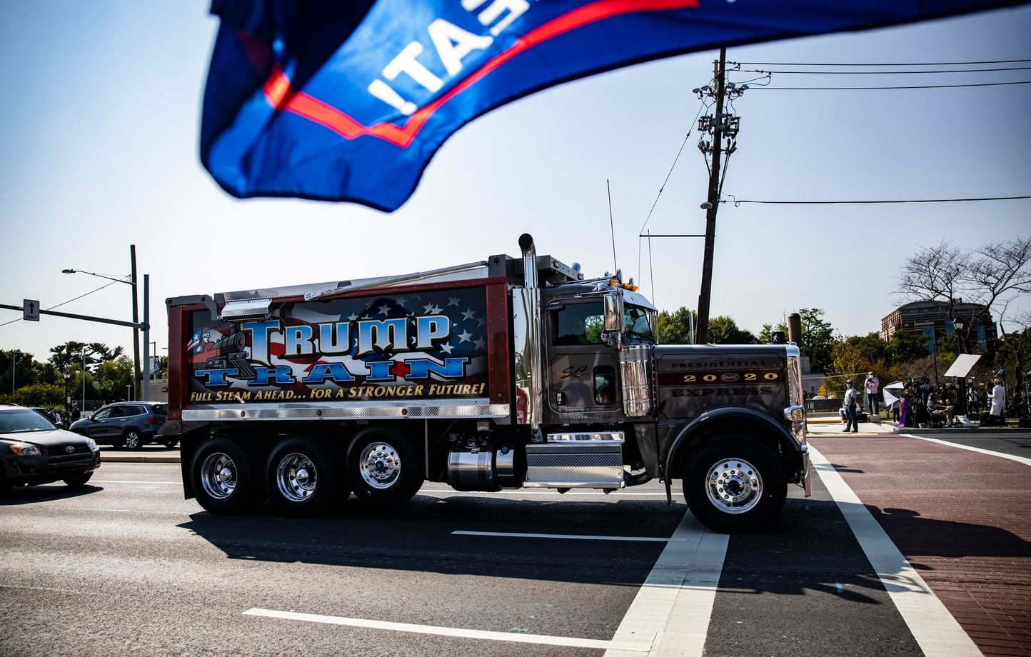 Les États-Unis : Donald Trump propose d'assouplir les normes d'émissions pour les poids lourds