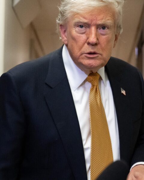 Les États-Unis et l'Iran échangent des frappes pour la deuxième nuit consécutive après que Trump déclare que le cessez-le-feu est "terminé"