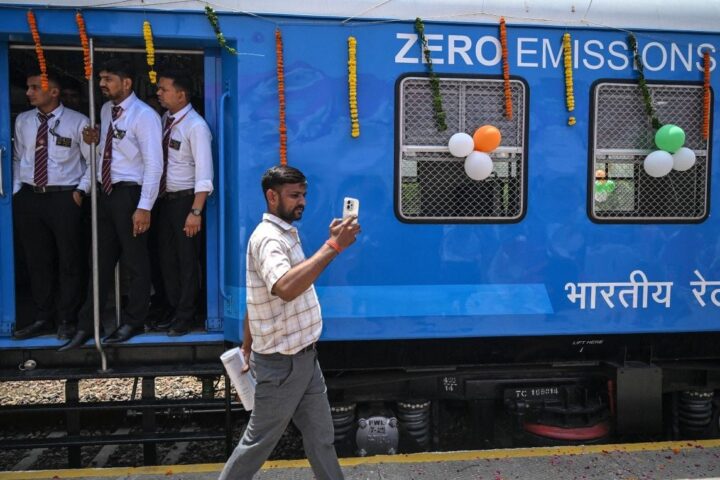L'Inde met en service son premier train à hydrogène pour décarboniser le transport ferroviaire