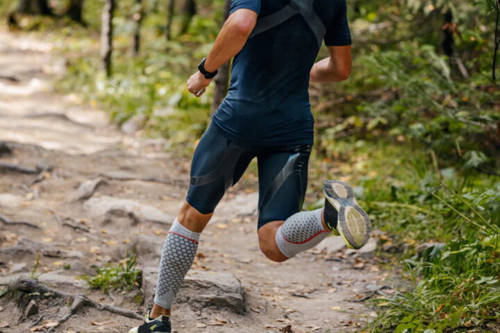 L'utilité des chaussettes de compression en running : entre promesses et réalité scientifique