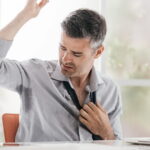 Lutter contre la transpiration excessive : bonnes pratiques et conseils à adopter