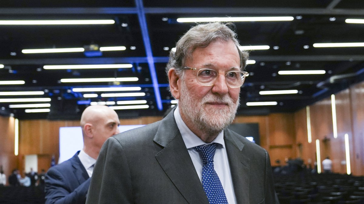 Mariano Rajoy refuse de s'excuser après ses propos controversés sur l'équipe de France