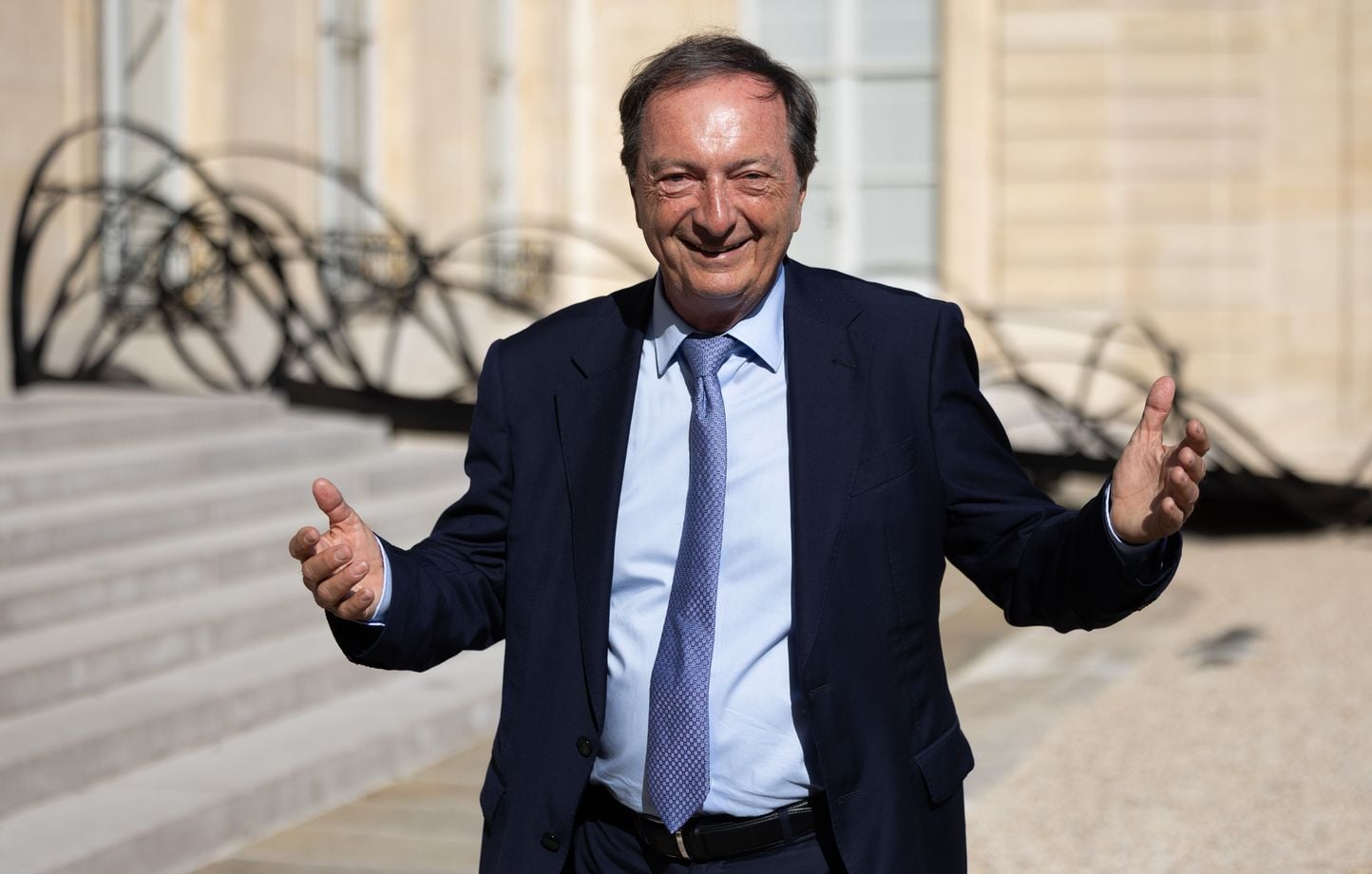 Michel-Édouard Leclerc évoque des ambitions présidentielles pour 2027 dans un contexte de pouvoir d'achat insatisfaisant