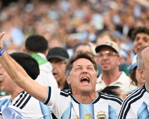 Mondial 2026 : De "Wonderwall" à "La Cuarta estrella", les hymnes des fans des équipes en demi-finale