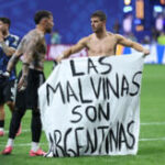Mondial 2026 : la FIFA étudie le cas de la banderole des joueurs argentins concernant les Malouines lors du match contre l'Espagne.