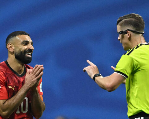 Mondial 2026 : les résultats, articles et moments marquants de la soirée, avec Facundo Tello, l'Argentin aux dix cartons rouges, qui arbitrera le match.