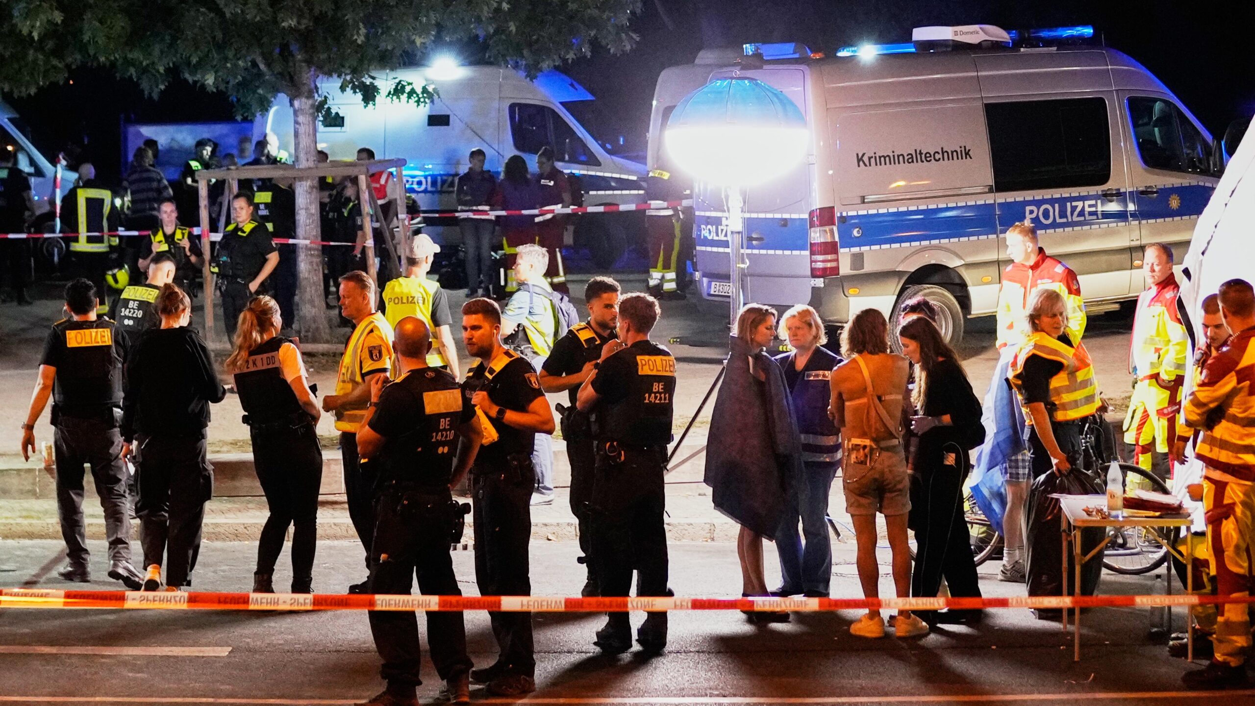 Mort du suspect de l'attaque de Berlin Pride lors d'une confrontation avec la police après une chasse à l'homme de toute la journée