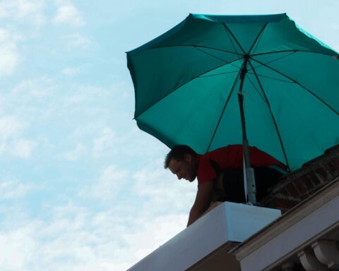 Neuf départements de l'Ouest de la France en alerte rouge pour canicule