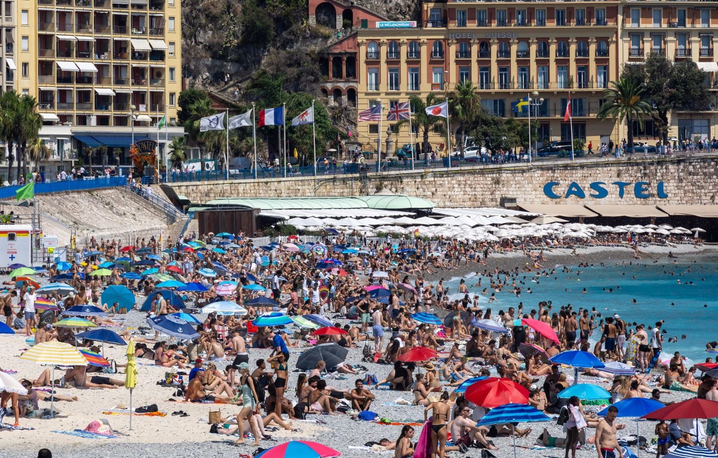 Nouvelle vague de chaleur en France avec des températures atteignant 40 °C dans le Sud-Ouest