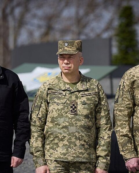 Oleksandr Syrsky défend son rôle de commandant en chef des forces armées ukrainiennes après le limogeage de Mykhaïlo Fedorov