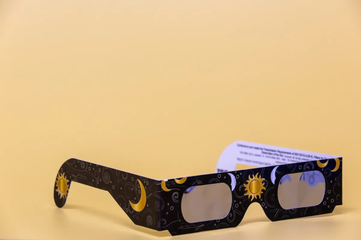 Où se procurer des lunettes de protection certifiées pour l'éclipse du 12 août 2026 ?