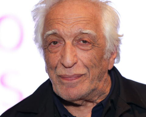 Paris : Gérard Darmon accusé de violences sexistes et sexuelles, sa pièce retirée de l'affiche