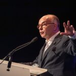 Présidentielle 2027 : Bernard Cazeneuve publie une lettre et esquisse son programme