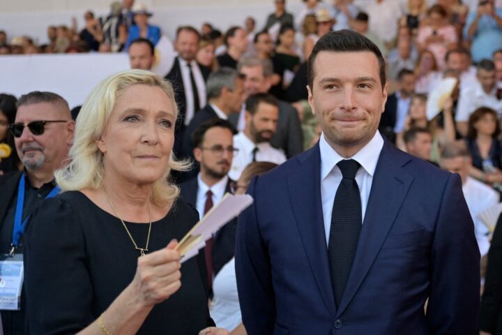 Présidentielle 2027 : le RN maintient sa proposition de référendum sur l'interdiction du voile
