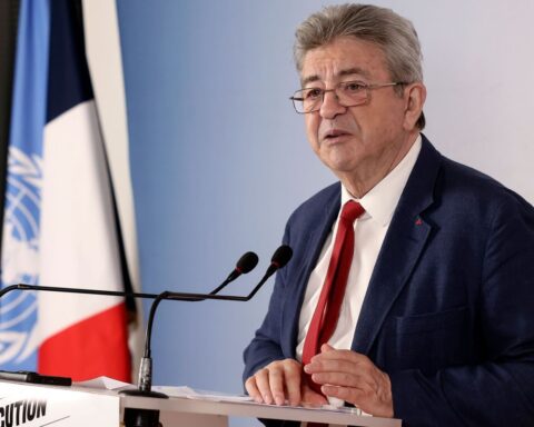 Présidentielle 2027 : Mélenchon convaincu de pouvoir « éliminer » le candidat RN dès le premier tour