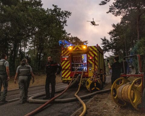 Quatre suspects en garde à vue après les incendies de Fontainebleau
