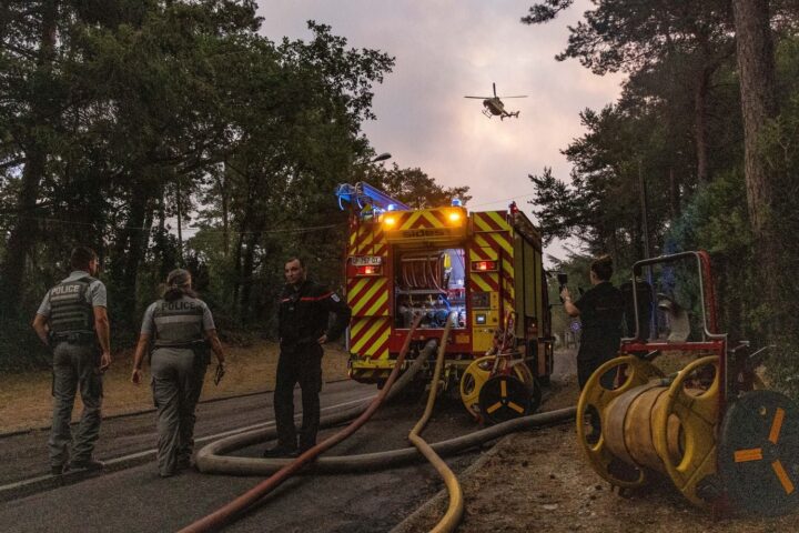 Quatre suspects en garde à vue après les incendies de Fontainebleau