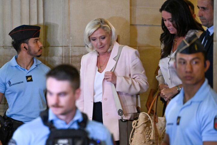 Réactions politiques suite à la condamnation de Marine Le Pen pour détournement de fonds publics