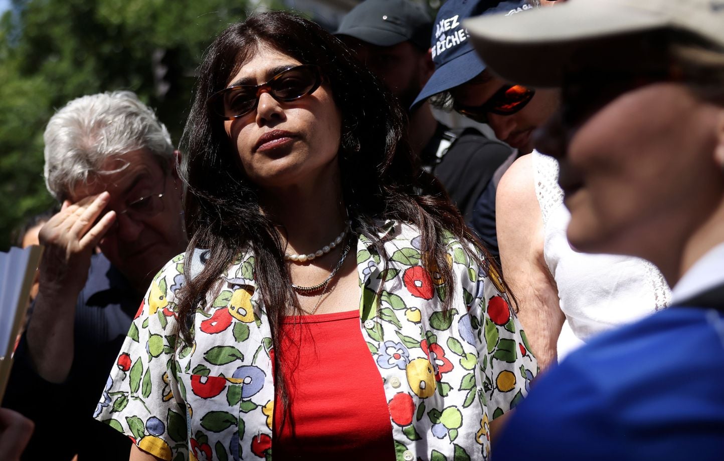 Rima Hassan jugée à Paris pour apologie du terrorisme dans un contexte de tensions élevées