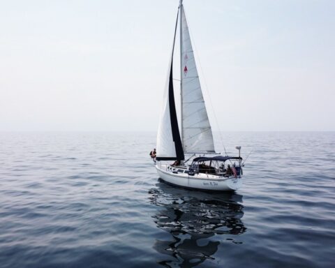 Sauvetage en mer : le FMCC de Toulouse secourt un skipper en détresse près de Montserrat