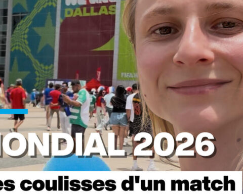 Sur le terrain : comment France 24 assure une couverture complète des matchs de la Coupe du Monde ? De délaissé chez les Bleus à acteur clé de la Roja, l'histoire d'un pari réussi.