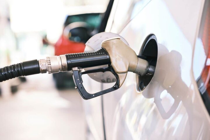TotalEnergies fixe des limites à ses prix : une explication des marges pétrolières et de leur fonctionnement caché.