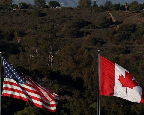 Trump augmente de 50 % les tarifs sur les marchandises canadiennes