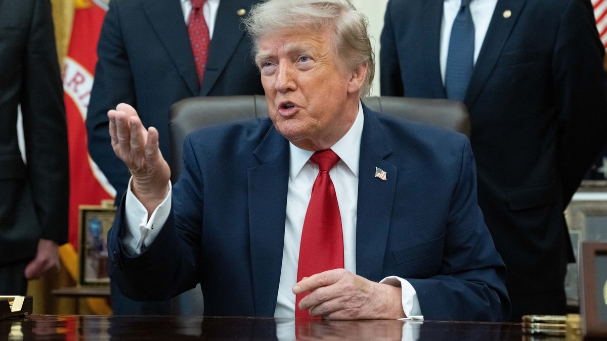 Trump introduit un accès prioritaire payant à ses publications sur Truth Social pour traders et médias financiers