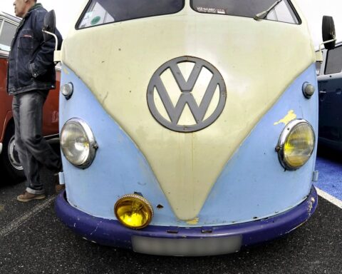 Un cadavre apparent sur un Combi Volkswagen sur l'autoroute Toulouse-Saint-Gaudens : un homme suspecté de farce