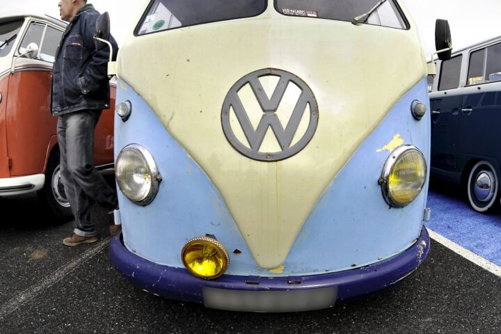 Un cadavre apparent sur un Combi Volkswagen sur l'autoroute Toulouse-Saint-Gaudens : un homme suspecté de farce