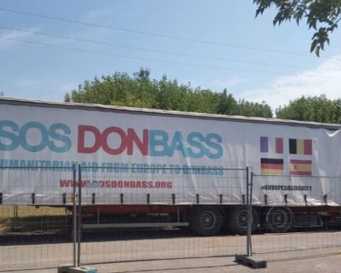 Un camion d'une association pro-russe crée la polémique près d'un festival dans le Tarn