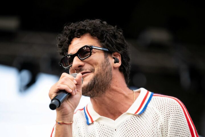 Un concert d'Amir annulé à Marseille en raison de menaces et de raisons de sécurité