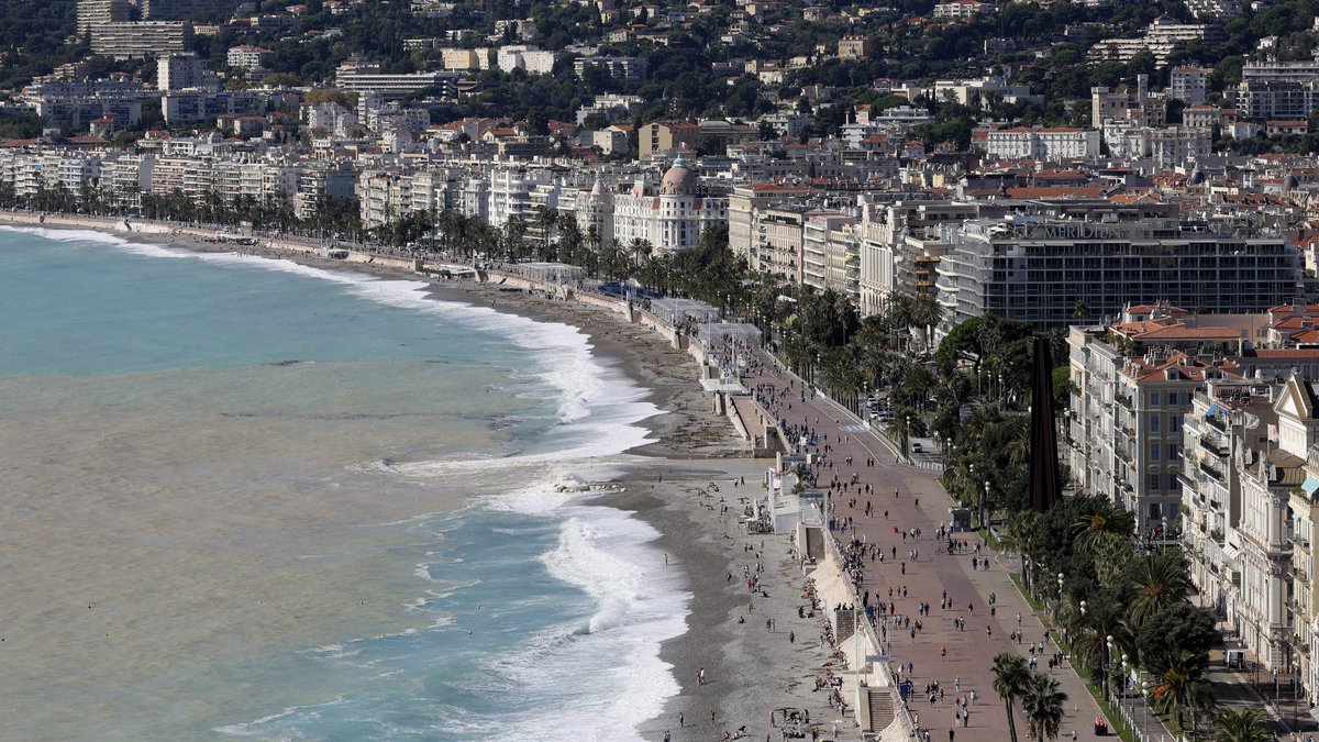 Un homme se faisant passer pour un bagagiste vole 100 000 euros dans un hôtel à Nice