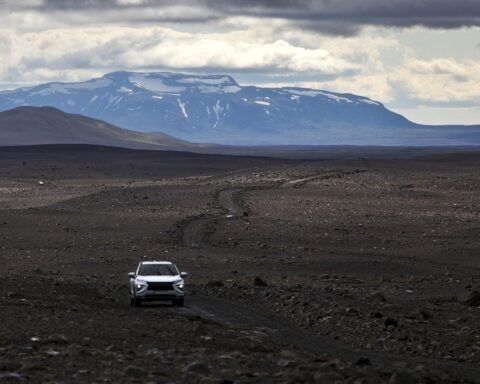Un touriste français provoque l'indignation en Islande après avoir endommagé des zones naturelles protégées