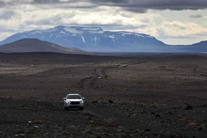 Un touriste français provoque l'indignation en Islande après avoir endommagé des zones naturelles protégées