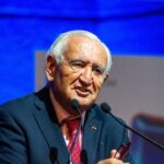 Une enquête ouverte après l'accident impliquant Jean-Pierre Raffarin à Paris