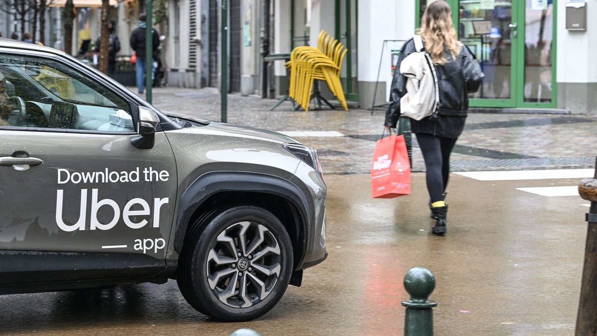 Une femme poignarde son compagnon dans un Uber à Miami après lui avoir interdit de boire une bière