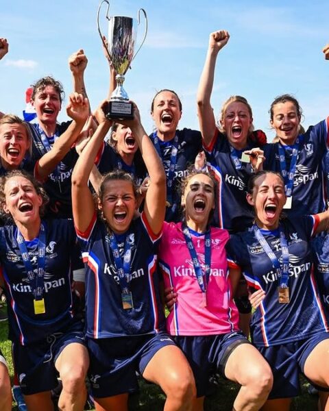 Une Toulousaine couronnée championne du monde de football gaélique à Waterford, Irlande